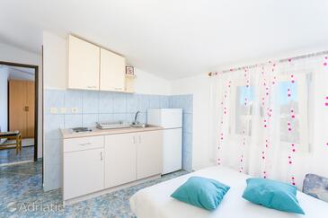 Apartments by the sea Sevid, Trogir - 4287