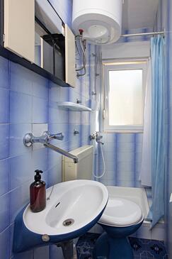 Apartmány s venkovními prostory Tisno, Severní Dalmácie