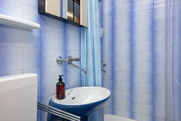 Apartmány s venkovními prostory Tisno, Severní Dalmácie