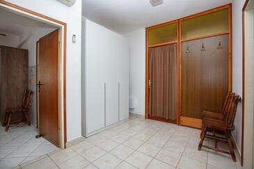 Apartmány s venkovními prostory Tisno, Severní Dalmácie