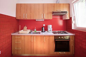 Apartmány s venkovními prostory Tisno, Severní Dalmácie