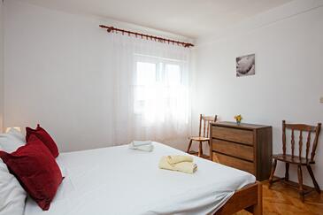 Apartmány s venkovními prostory Tisno, Severní Dalmácie