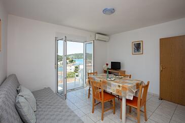 Apartmány s venkovními prostory Tisno, Severní Dalmácie