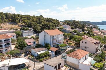 Apartmány s venkovními prostory Tisno, Severní Dalmácie