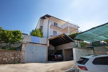 Apartmány s venkovními prostory Tisno, Severní Dalmácie