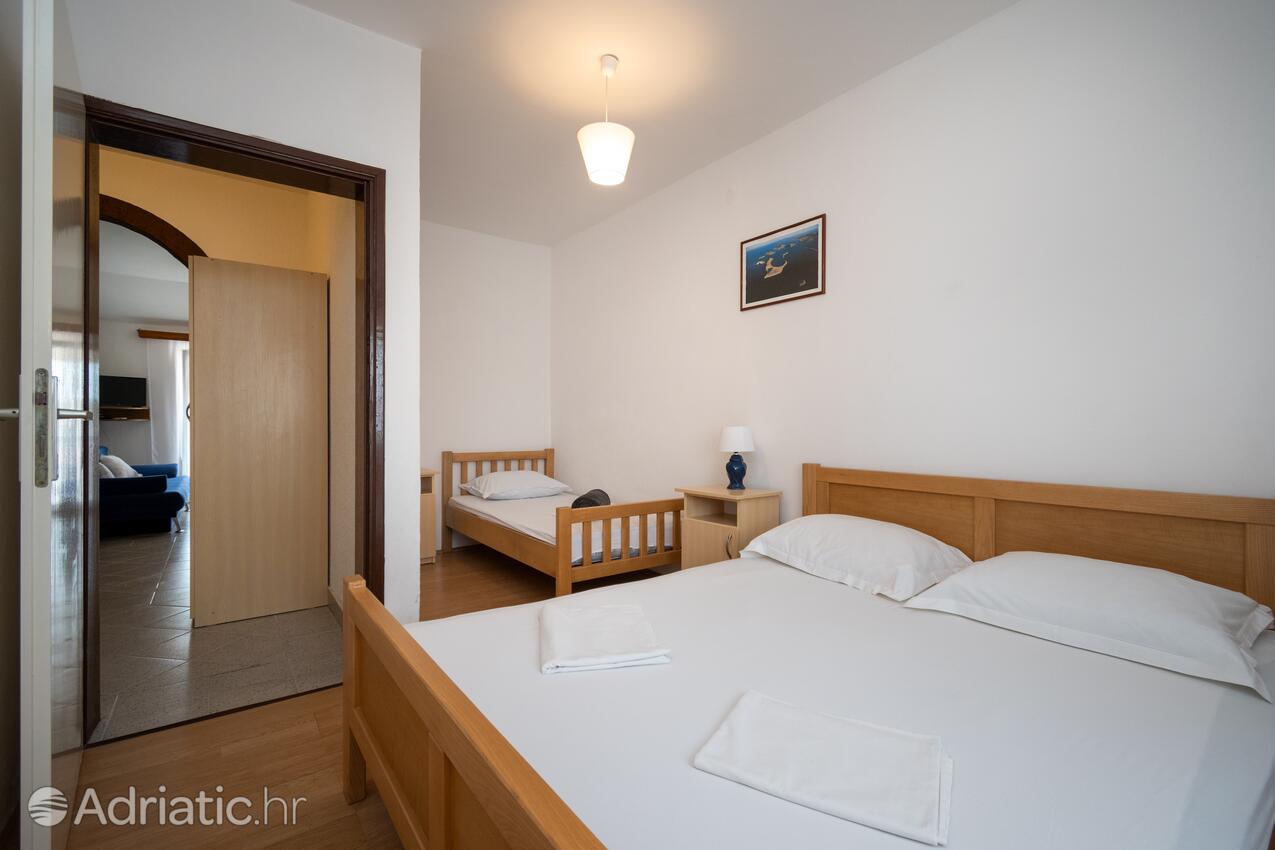 A-4305-a - Alloggi privati - Appartamenti e camere con parcheggio Zaravecchia - Biograd na Moru, Biograd