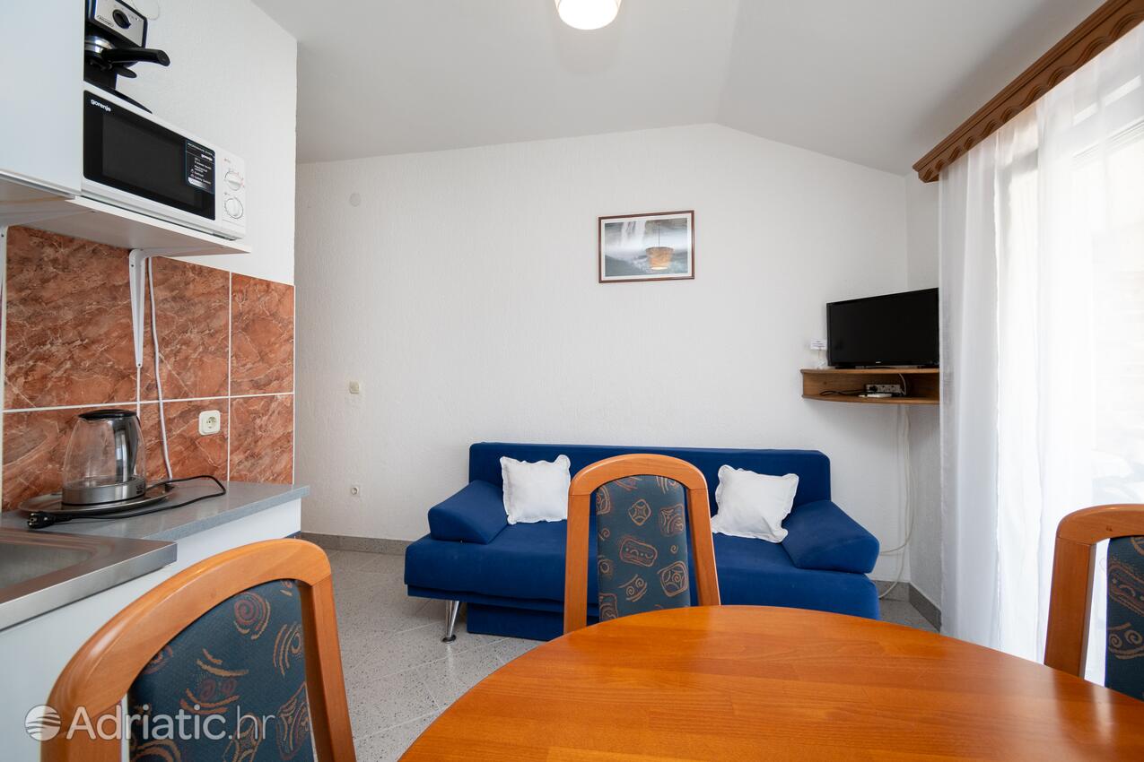 A-4305-a - Alloggi privati - Appartamenti e camere con parcheggio Zaravecchia - Biograd na Moru, Biograd