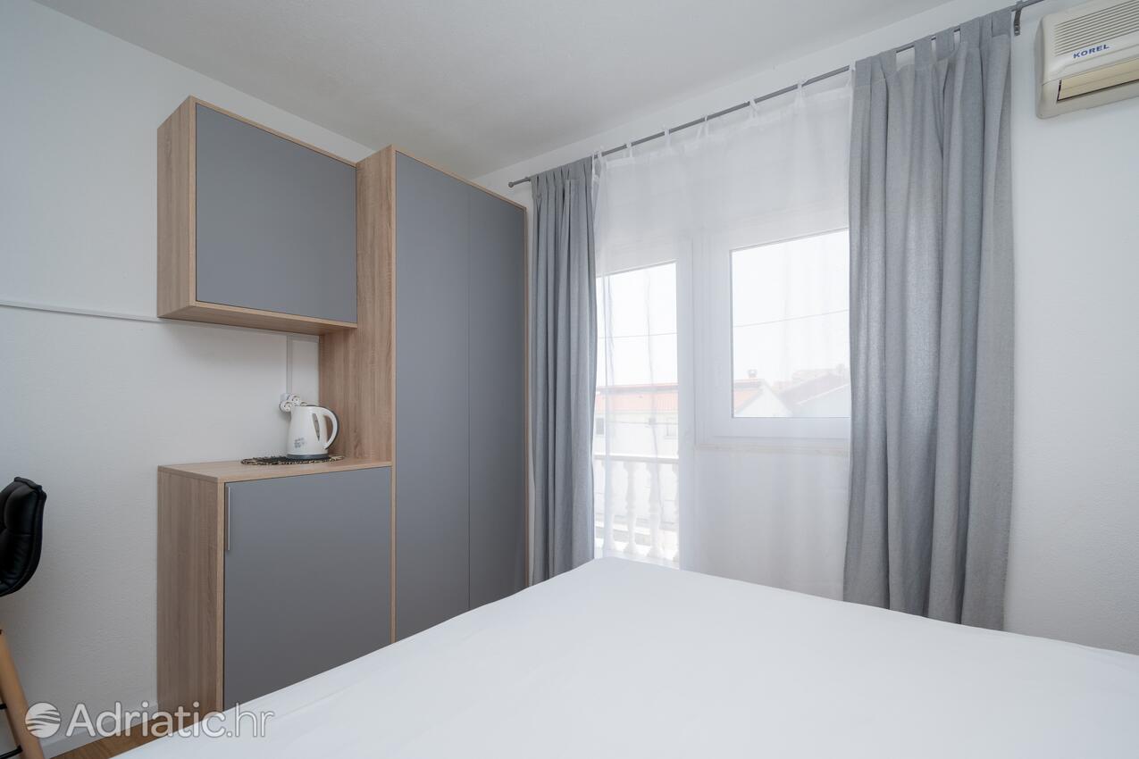S-4305-a - Alloggi privati - Appartamenti e camere con parcheggio Zaravecchia - Biograd na Moru, Biograd