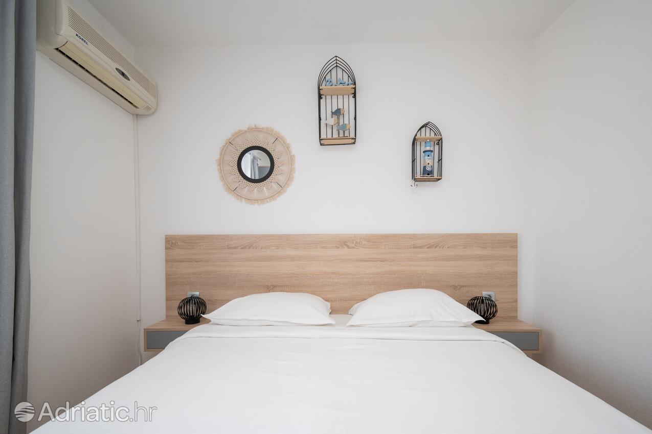 S-4305-a - Alloggi privati - Appartamenti e camere con parcheggio Zaravecchia - Biograd na Moru, Biograd