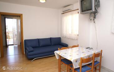 Apartments with parking space Okrug Gornji, Čiovo - 4321