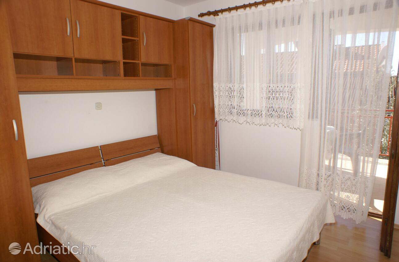 Apartments with parking spaces Okrug Gornji, Čiovo - 4321