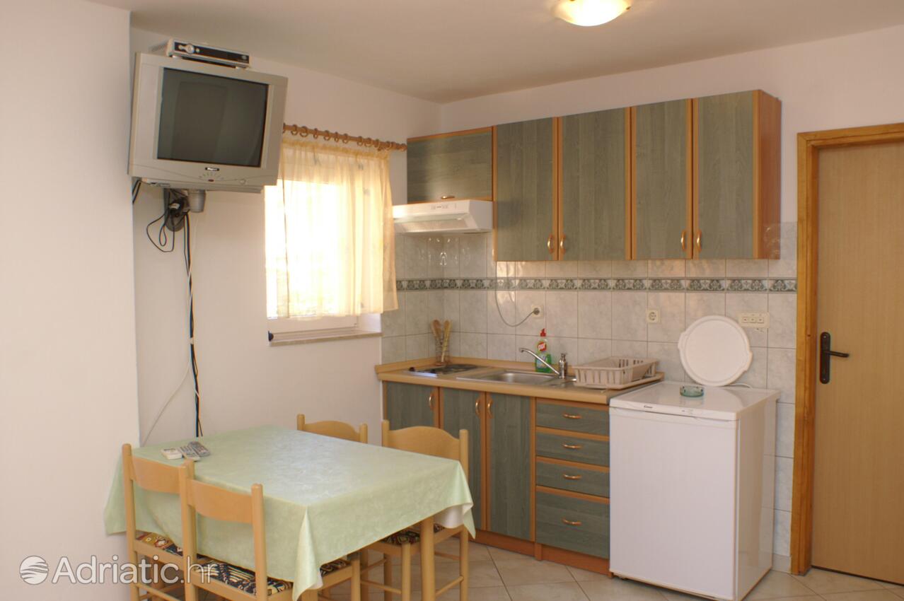 Apartments with parking spaces Okrug Gornji, Čiovo - 4321