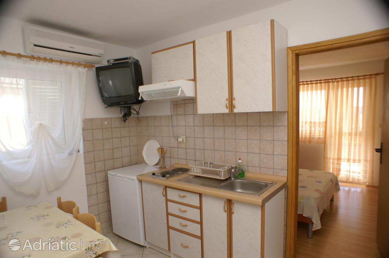 Apartments with parking spaces Okrug Gornji, Čiovo - 4321