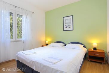 Apartments by the sea Ražanj, Rogoznica - 4322