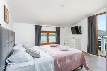 Apartments with parking space Mastrinka, Čiovo - 4324