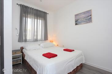 Apartments with parking space Mastrinka, Čiovo - 4324