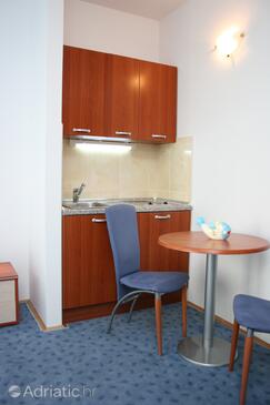 Apartmaji ob morju Podstrana (Split) - 4325