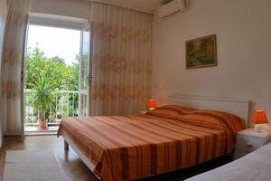 Three bedroom apartment Podgora, Makarska (A-4332-a(