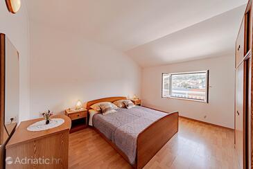 Apartments by the sea Lumbarda, Korčula - 4348