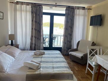 Apartments by the sea Lumbarda, Korčula - 4385