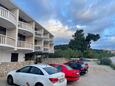 Lumbarda, Korčula, Parking lot 4385 - Apartments near sea with pebble beach.