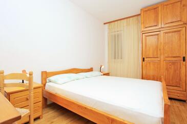 Holiday apartments Korčula - 4391