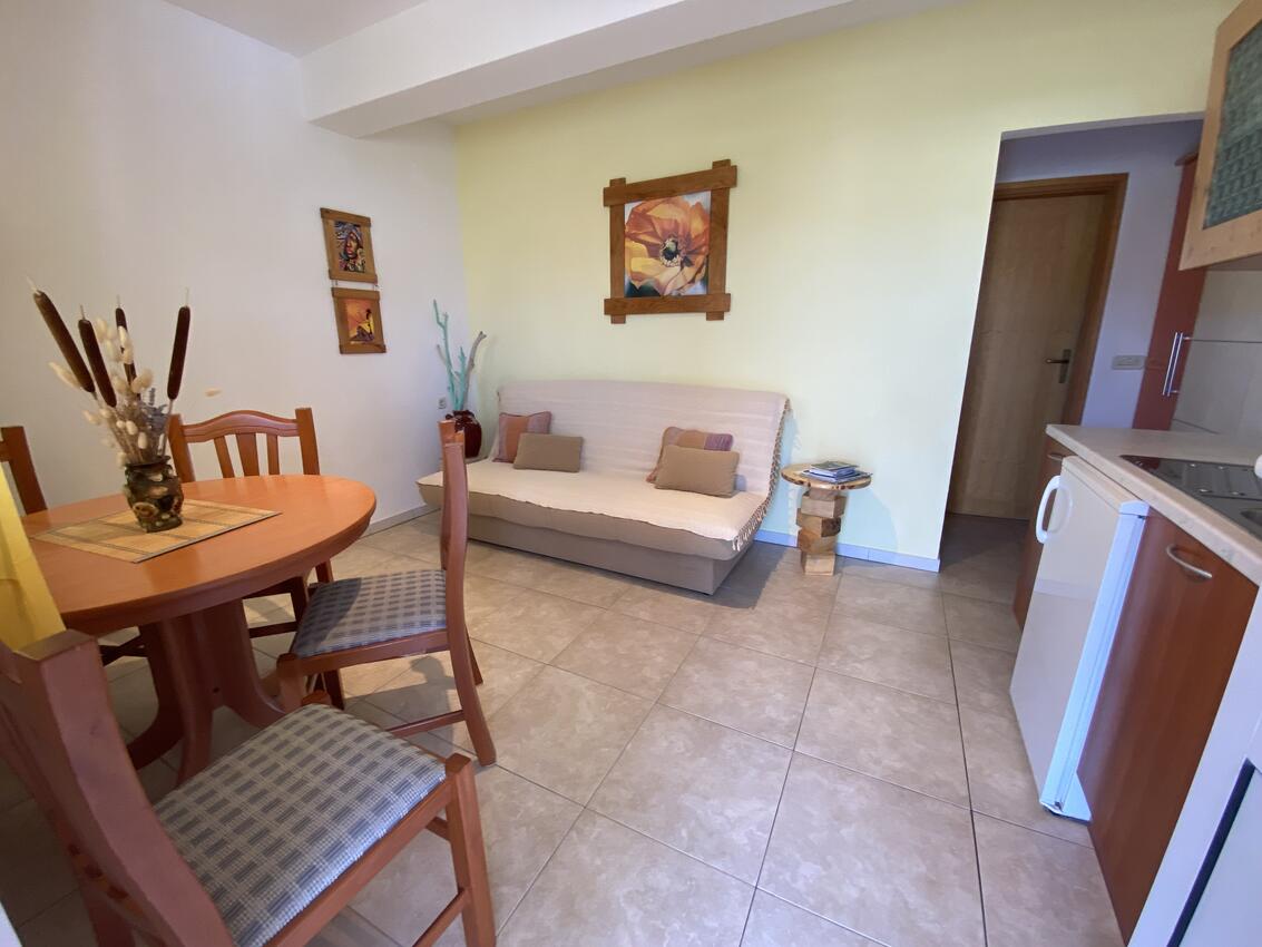 A-4393-a - Private accommodation - Apartments by the sea Lumbarda, Korčula