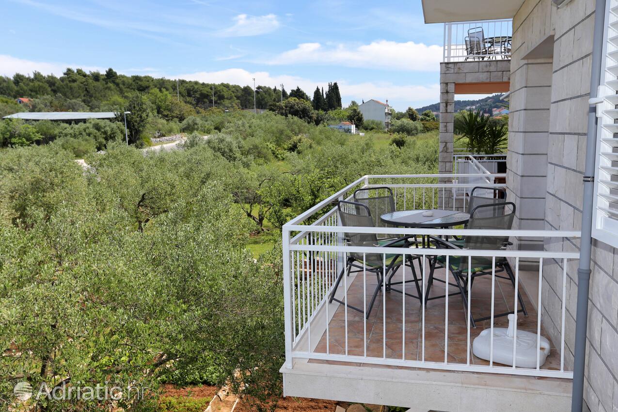 A-4393-c - Private accommodation - Apartments by the sea Lumbarda, Korčula
