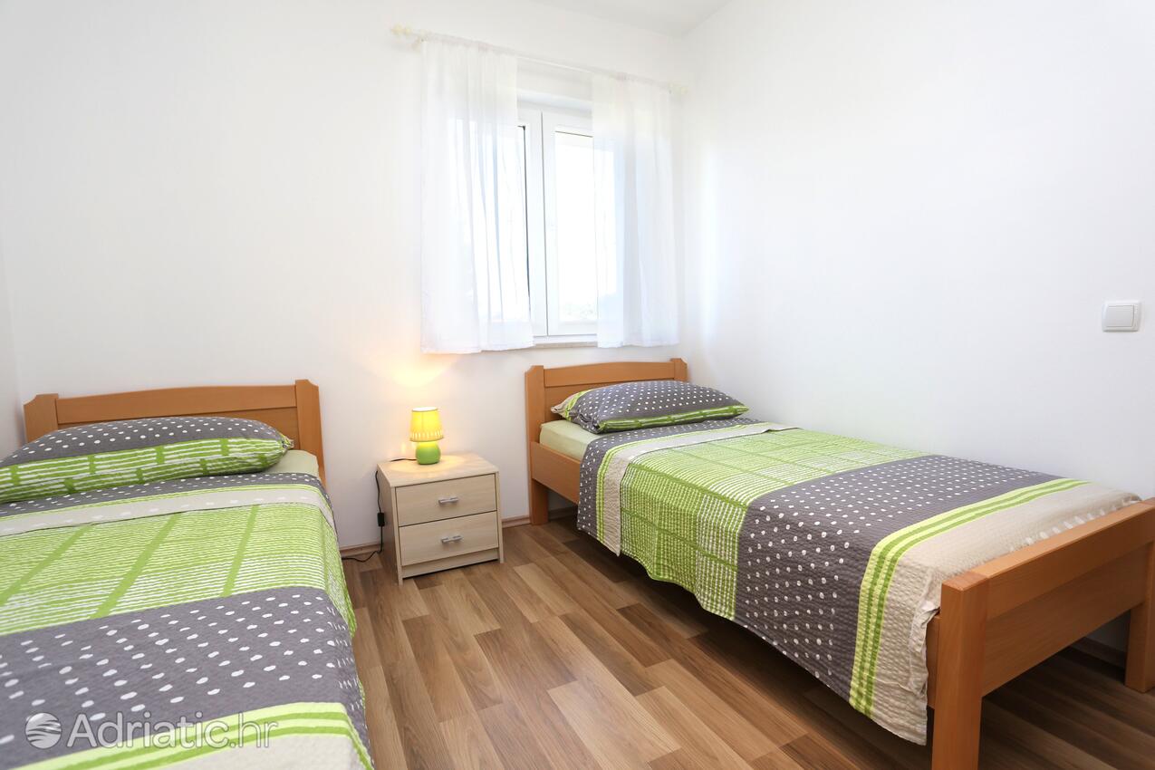 A-4393-e - Private accommodation - Apartments by the sea Lumbarda, Korčula