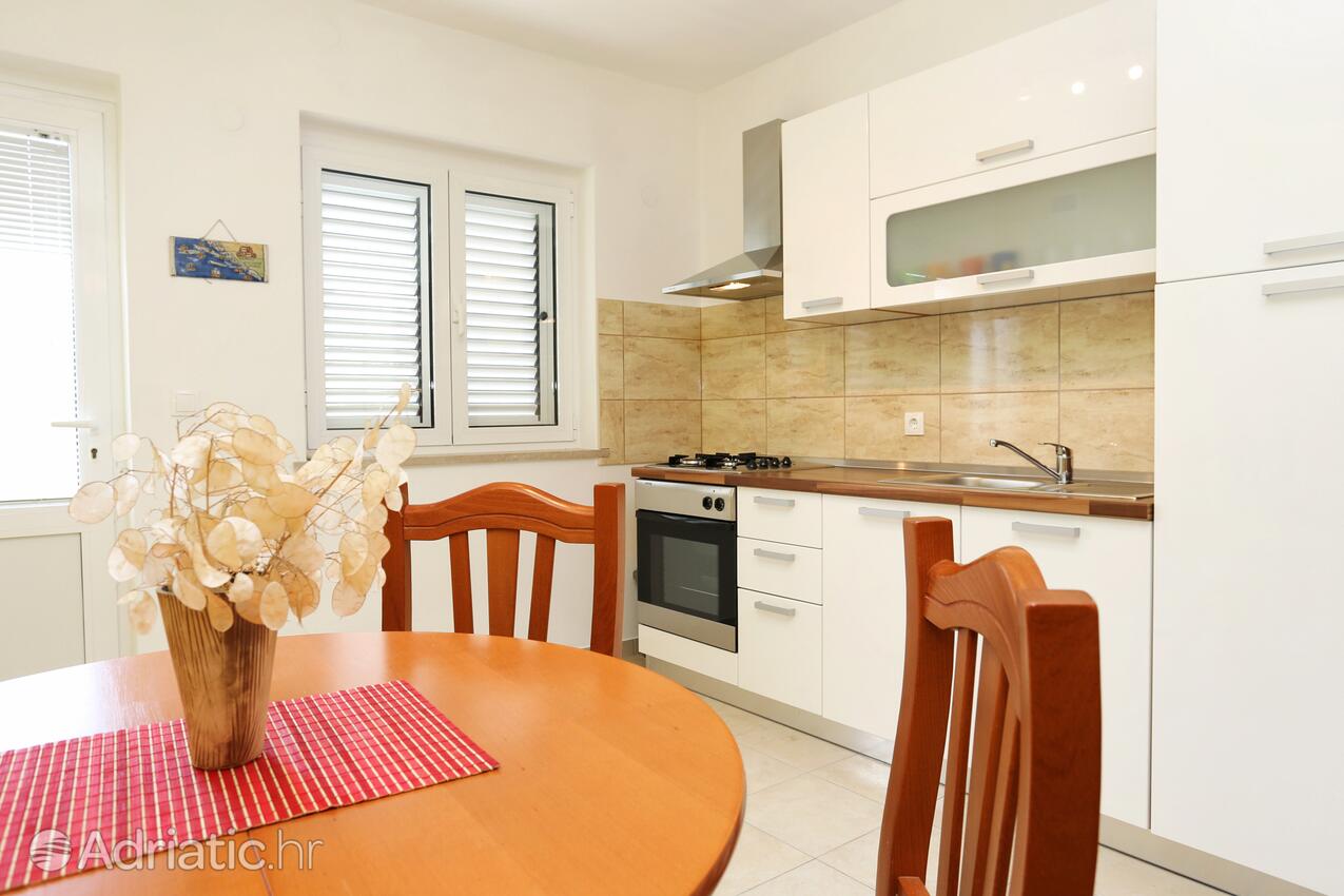 A-4393-e - Private accommodation - Apartments by the sea Lumbarda, Korčula
