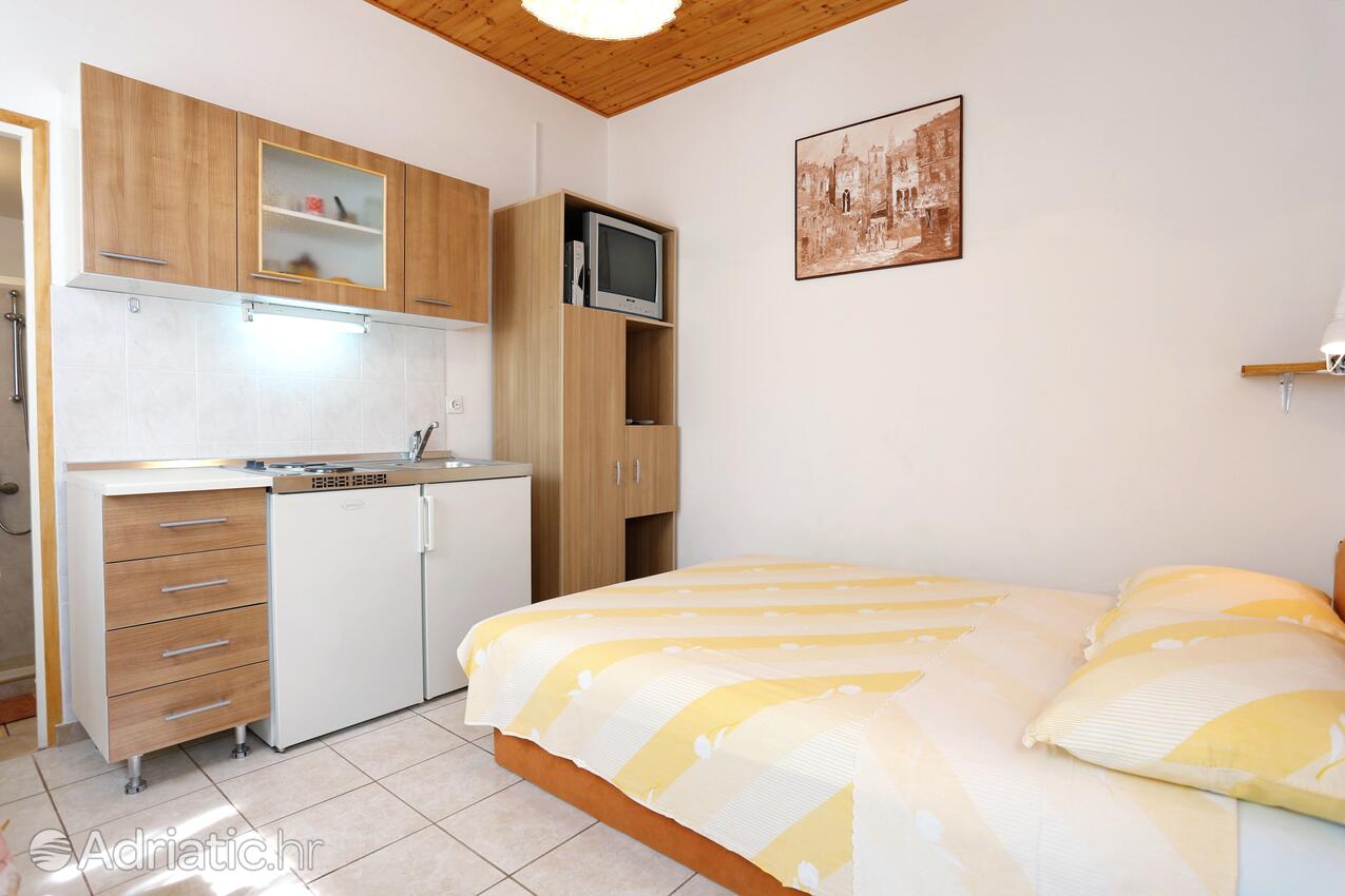 AS-4393-a - Private accommodation - Apartments by the sea Lumbarda, Korčula