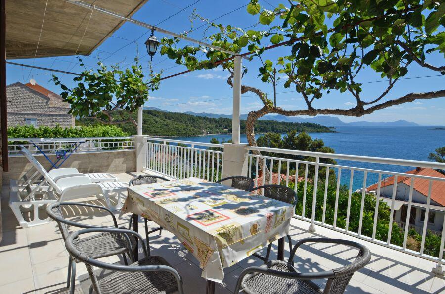 Apartments by the sea Lumbarda, Korčula - 4402