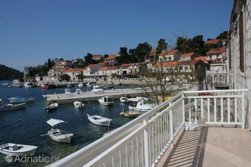 Apartments by the sea Brna, Korčula - 4415