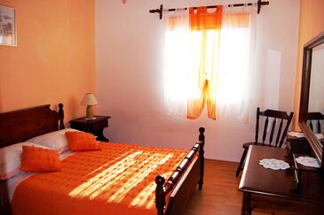 Lägenheter med parkering Zavalatica, Korcula - 4420