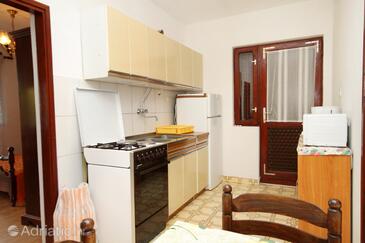 Lägenheter med parkering Zavalatica, Korcula - 4420