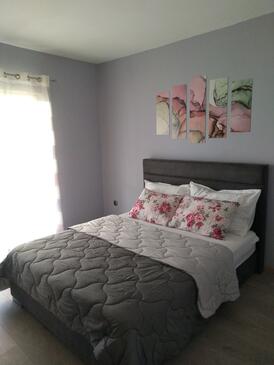 Apartments by the sea Brna, Korčula - 4425