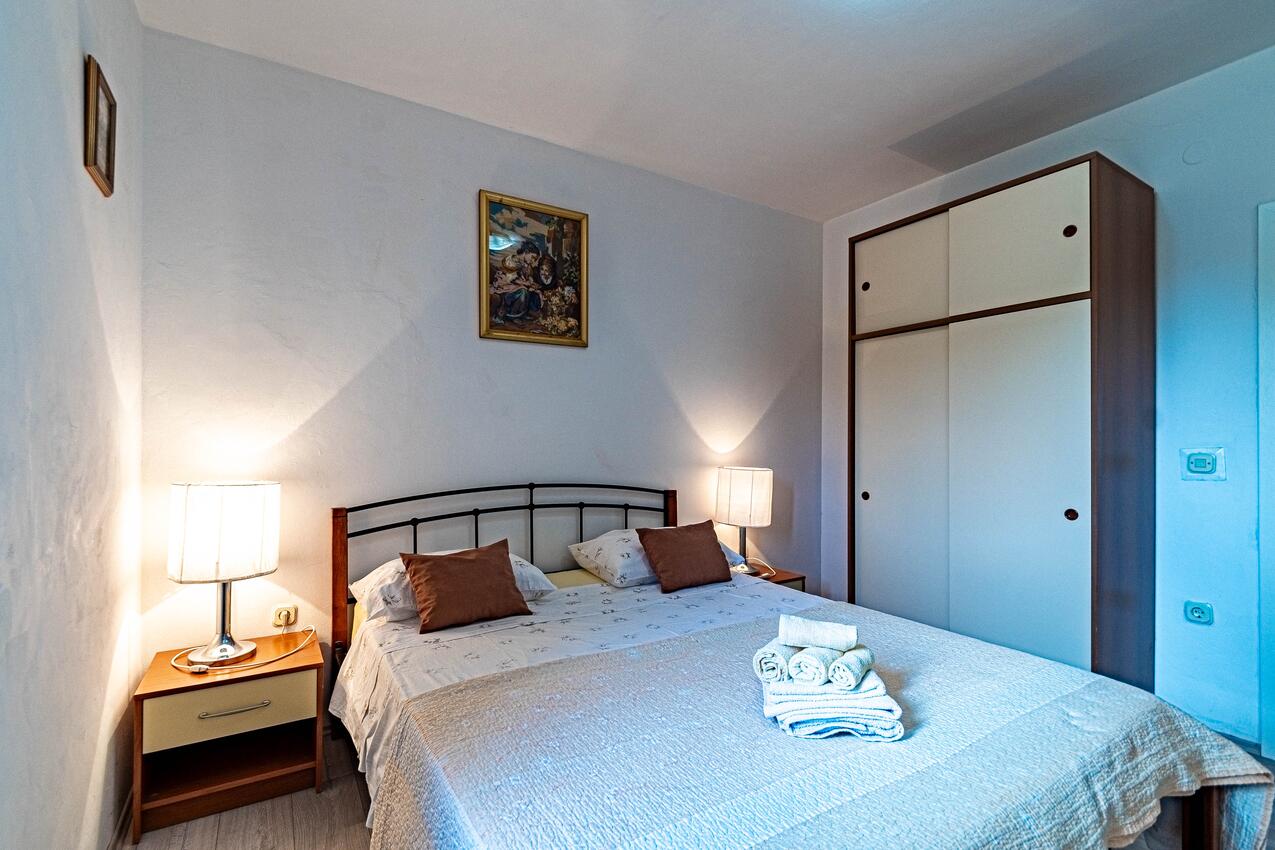 A-4432-a - Private accommodation - Apartments by the sea Tri Žala, Korčula