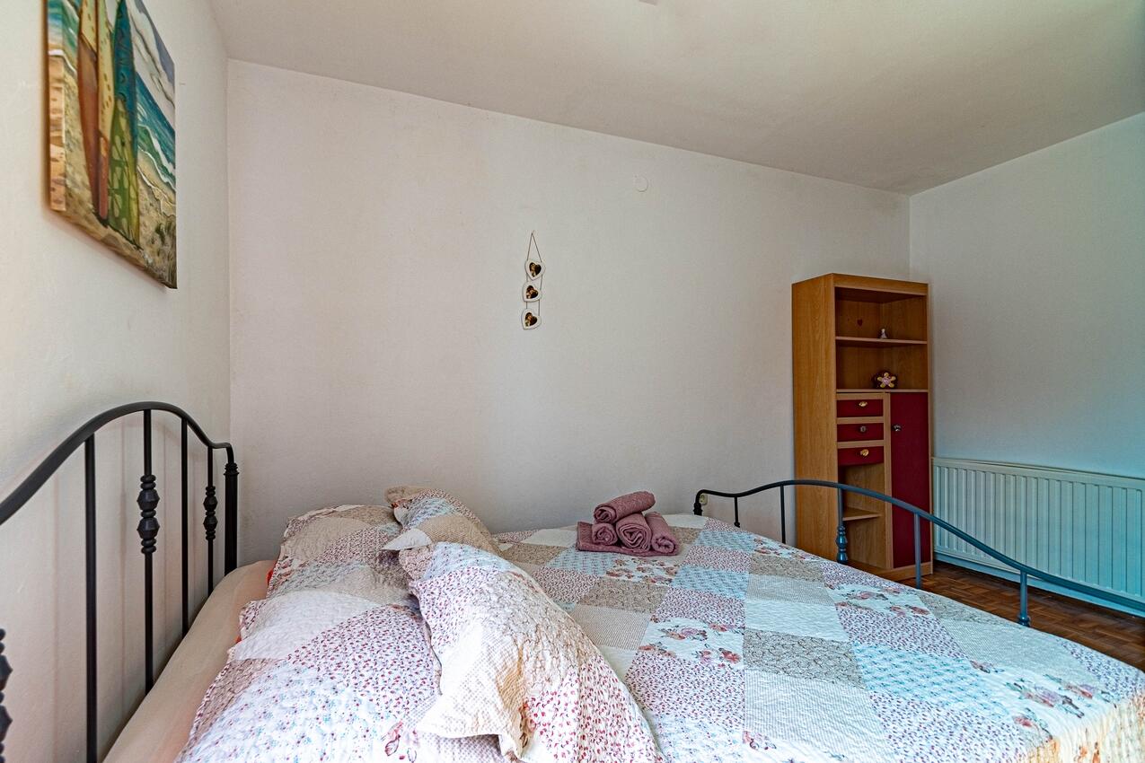 A-4432-b - Private accommodation - Apartments by the sea Tri Žala, Korčula