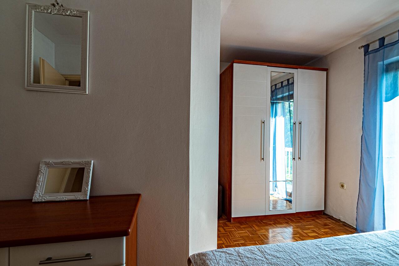 A-4432-b - Private accommodation - Apartments by the sea Tri Žala, Korčula