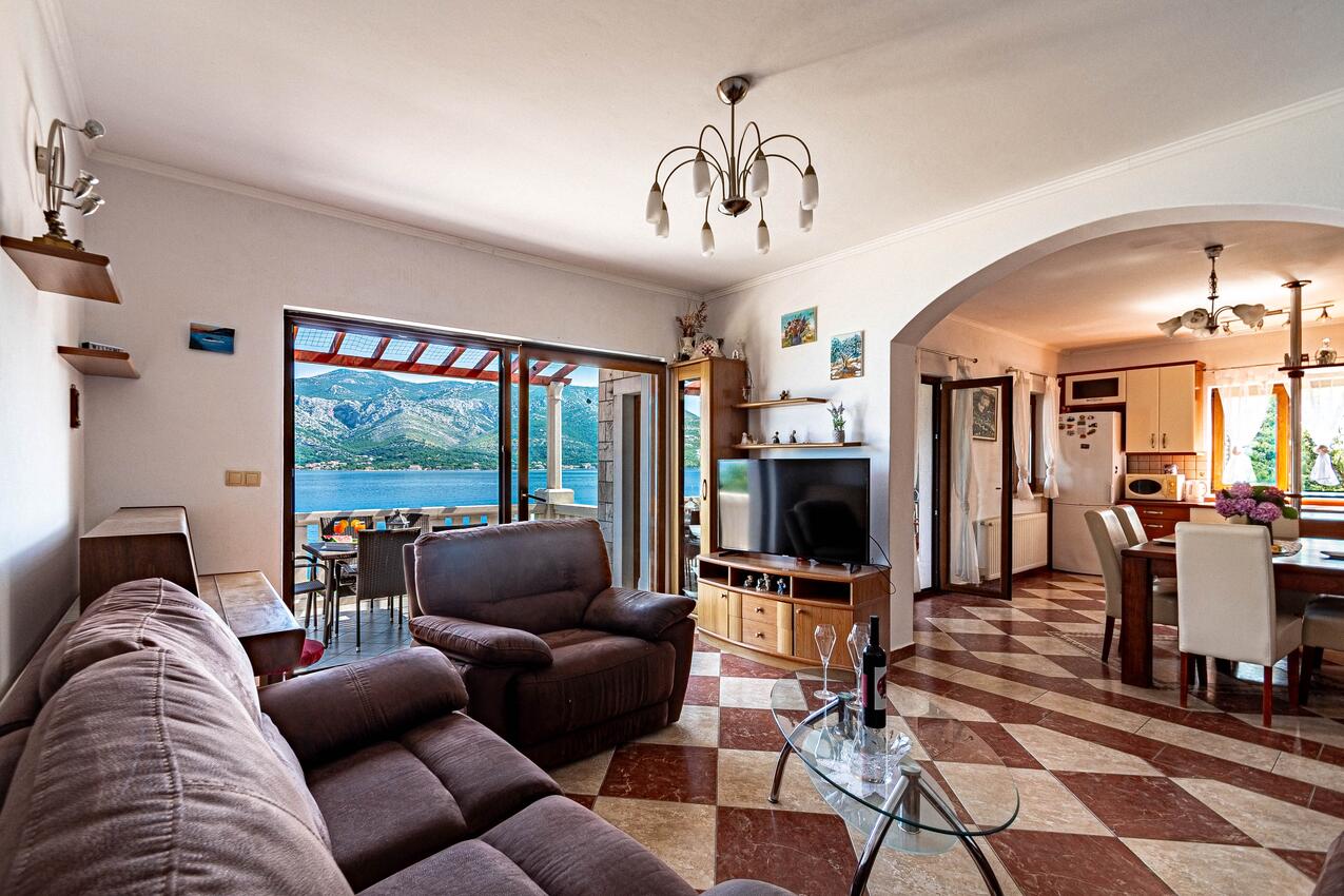 A-4432-b - Private accommodation - Apartments by the sea Tri Žala, Korčula