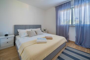 Ferienwohnungen am Meer Medvinjak, Korcula - 4439