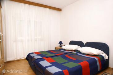 Apartments by the sea Cove Vrbovica, Korčula - 4452