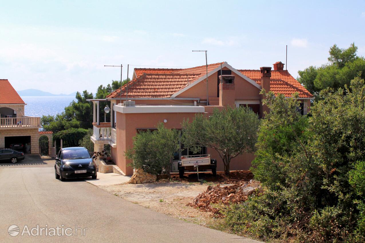 Property - Apartments with a parking space Zavalatica, Korčula