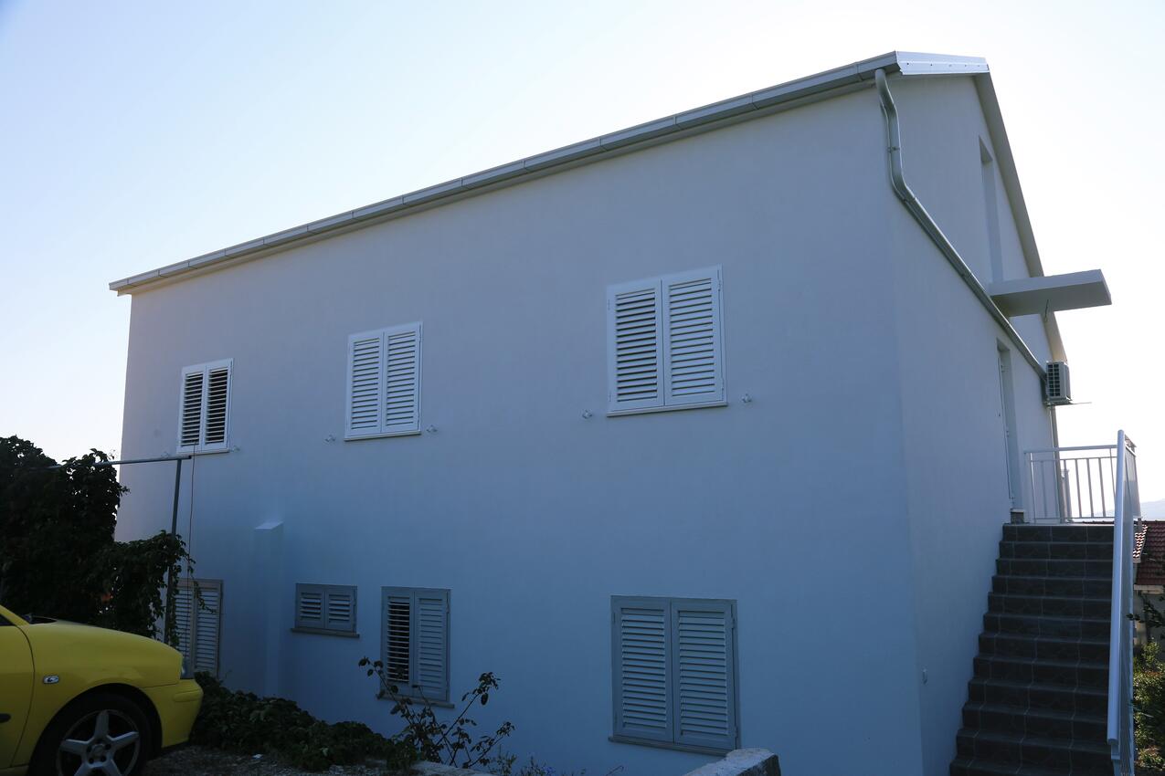 Property - Apartments with a parking space Zavalatica, Korčula