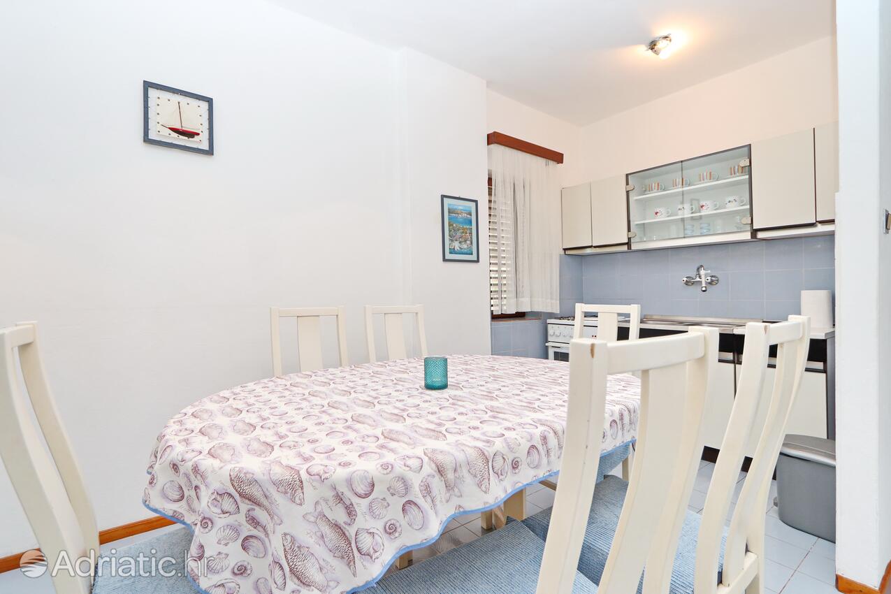 A-4484-b - Private accommodation - Apartments by the sea Prižba, Korčula