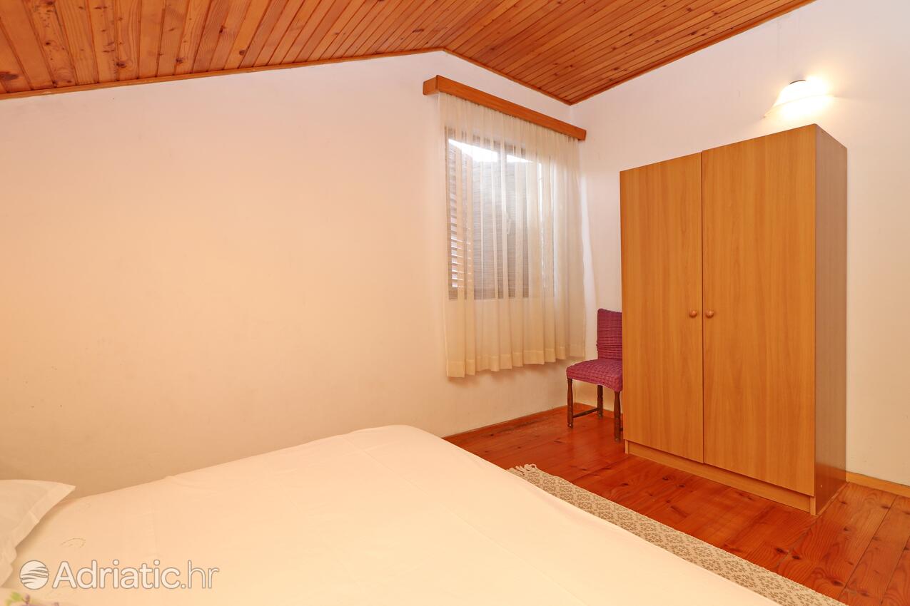 A-4484-d - Private accommodation - Apartments by the sea Prižba, Korčula