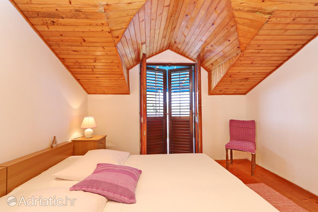 A-4484-d - Private accommodation - Apartments by the sea Prižba, Korčula