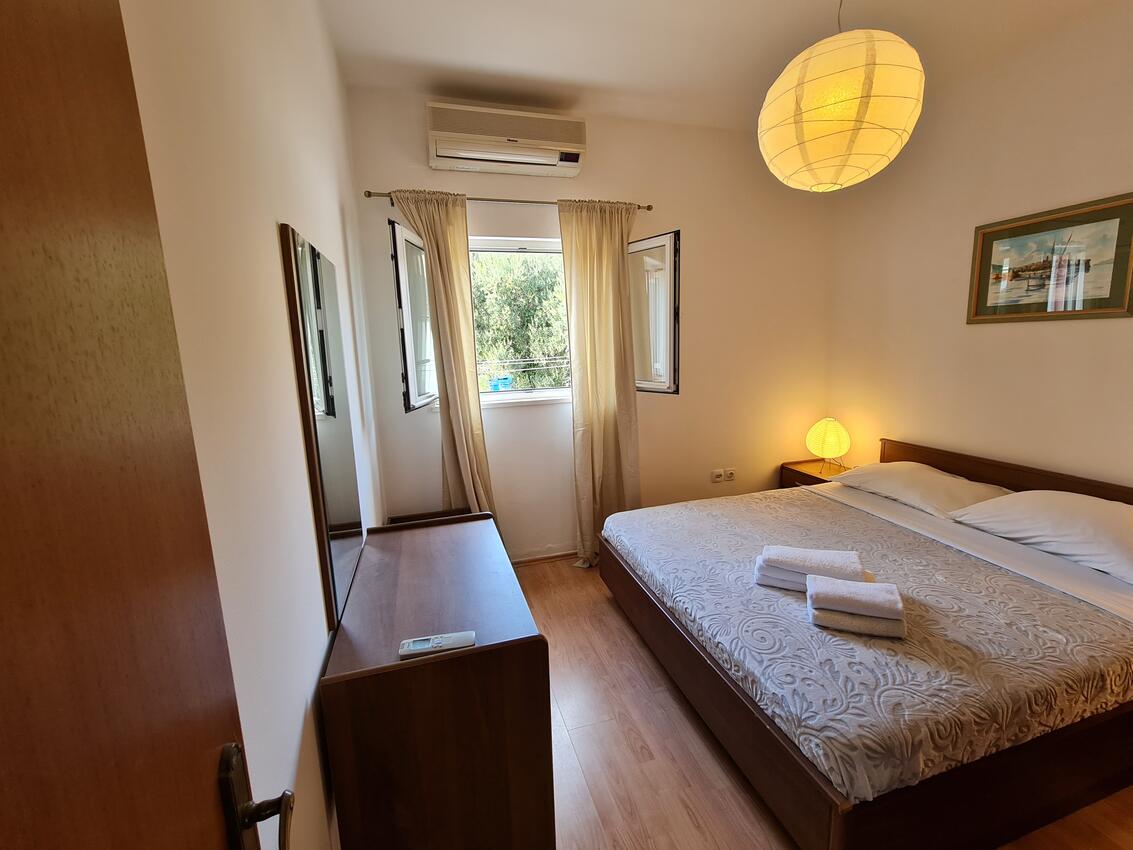 Apartments with parking spaces Orebić, Pelješac - 4500