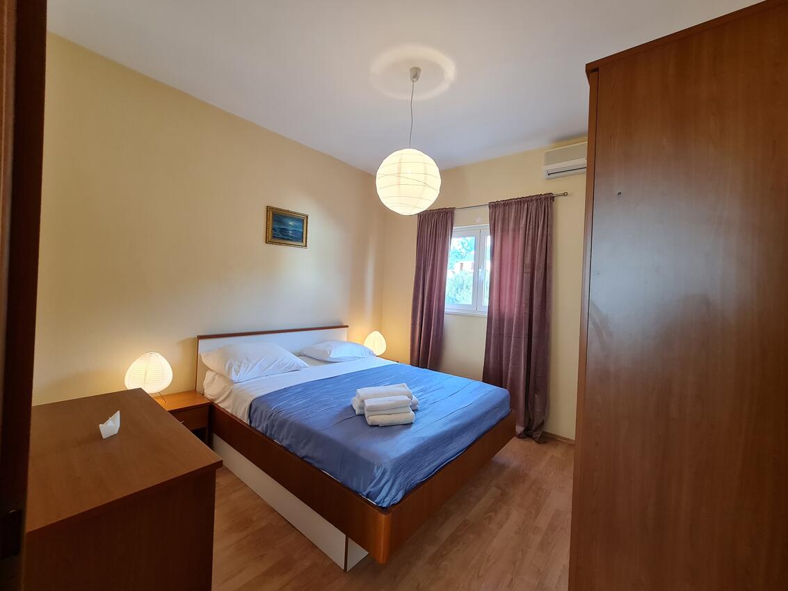 Apartments with parking spaces Orebić, Pelješac - 4500
