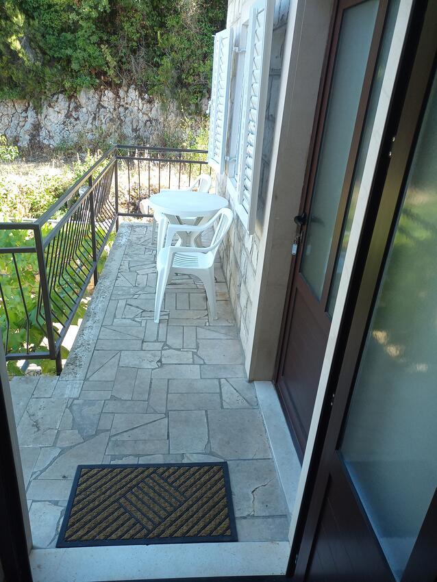 A-4515-c - Private accommodation - Apartments by the sea Cove Velika Prapratna, Pelješac